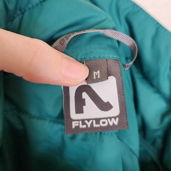 Flylow Puffer Jacket Lightweight  M - Picture 4 of 6